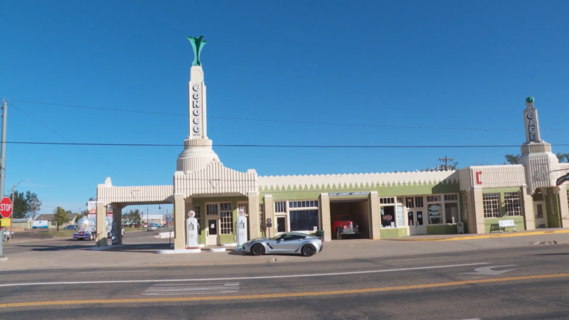 The Conoco Tower Station and U-Drop Inn Café, Shamrock